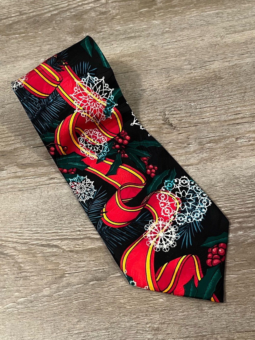 Rush Limbaugh No Boundaries Christmas Tie